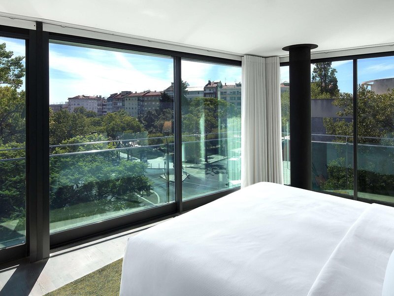 DoubleTree by Hilton Lisbon - Fontana Park 37