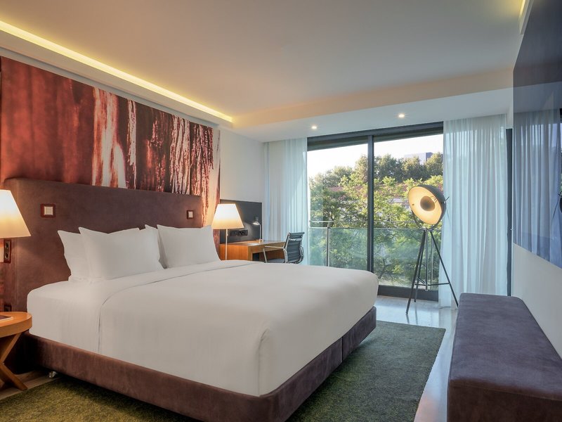 DoubleTree by Hilton Lisbon - Fontana Park 38