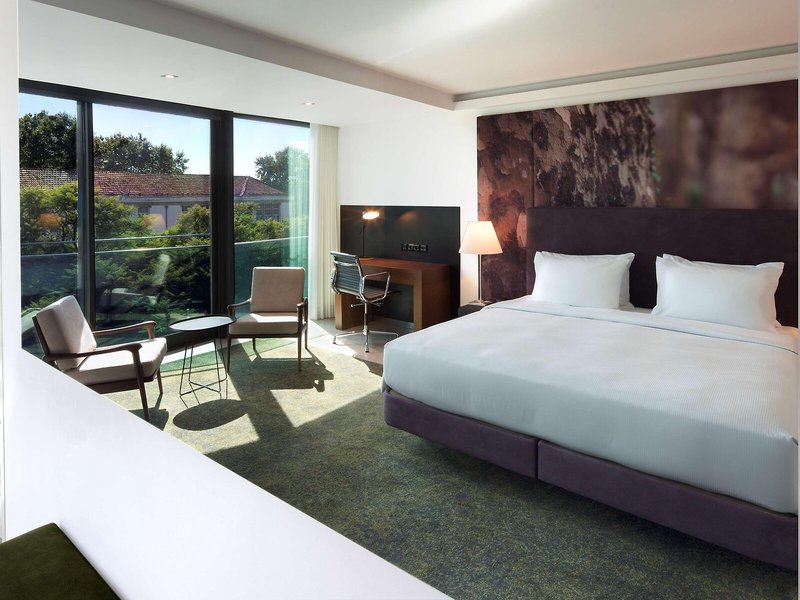 DoubleTree by Hilton Lisbon - Fontana Park 47