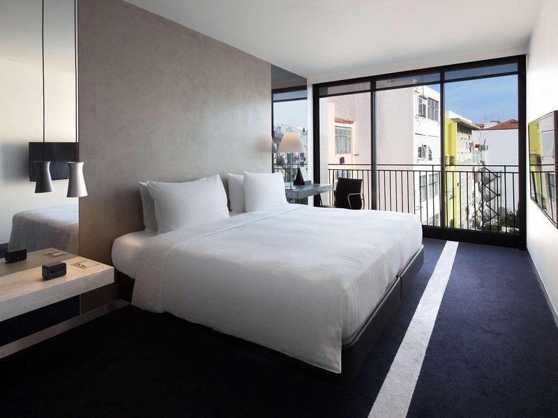 DoubleTree by Hilton Lisbon - Fontana Park 49