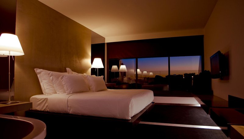 Doubletree by Hilton Lisbon - Fontana Park 12