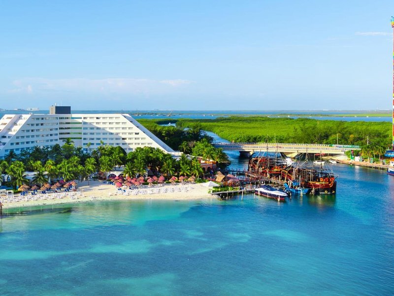 Grand Oasis Palm Resort & Spa 2