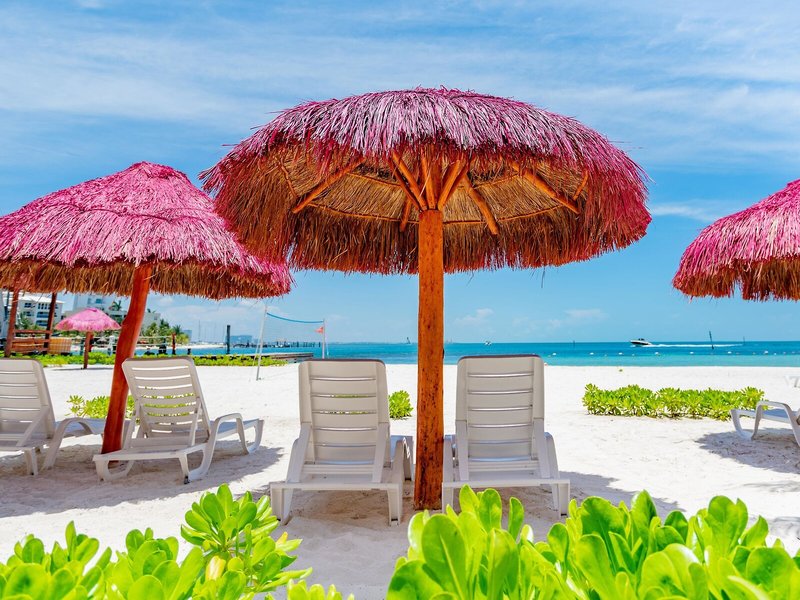 Grand Oasis Palm Resort & Spa 8