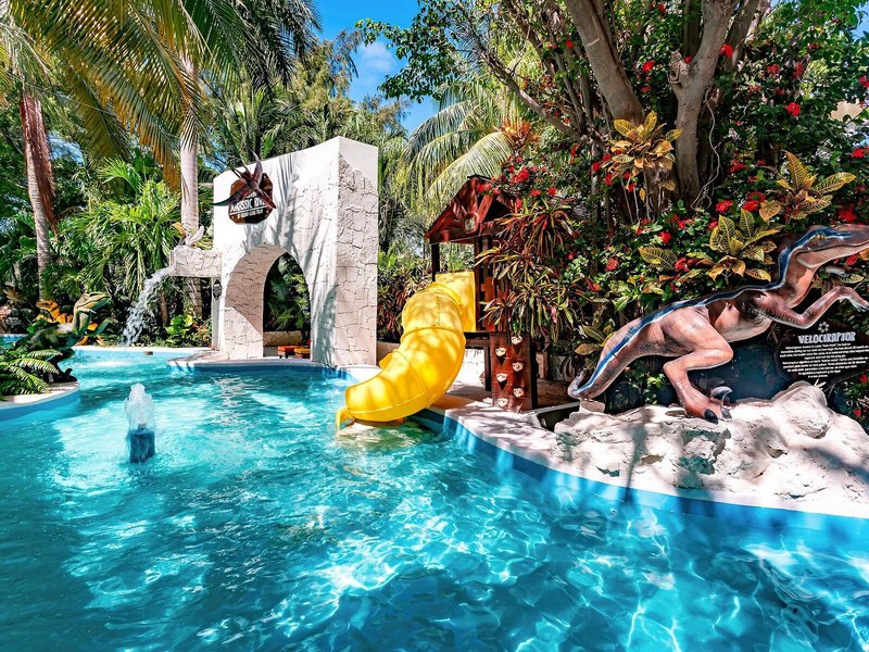 Grand Oasis Palm Resort & Spa 11