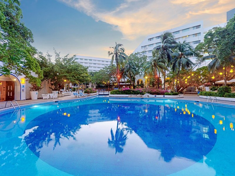 Grand Oasis Palm Resort & Spa 12