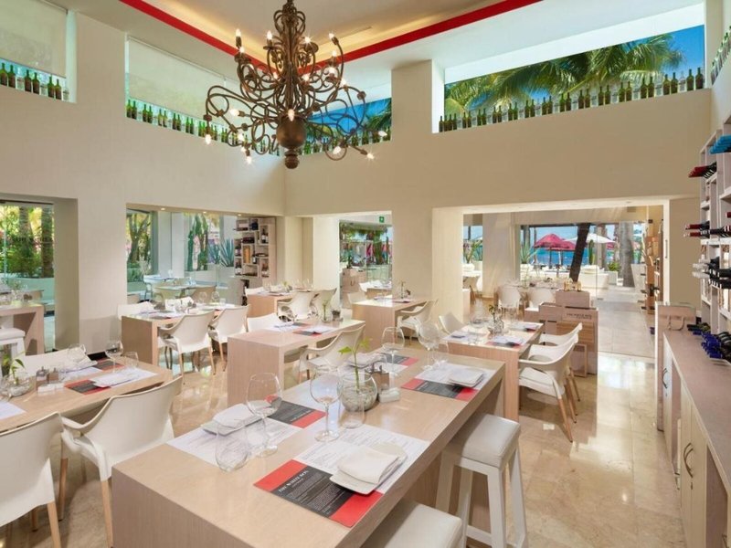 Grand Oasis Palm Resort & Spa 19