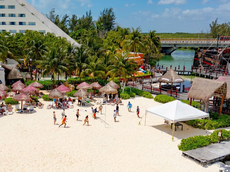 Grand Oasis Palm Resort & Spa 29