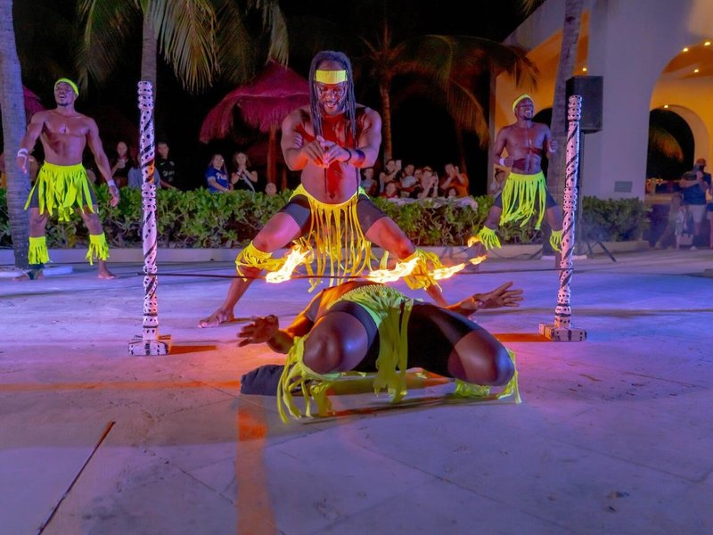 Grand Oasis Palm Resort & Spa 38