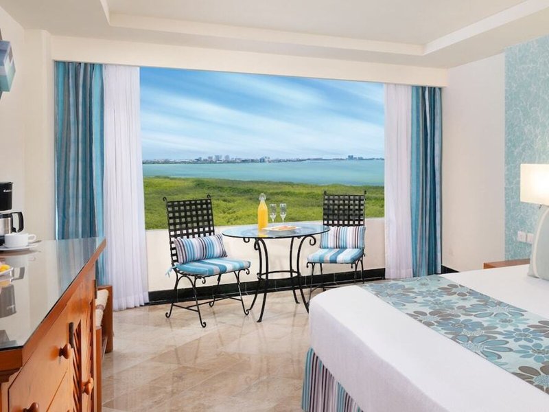 Grand Oasis Palm Resort & Spa 48