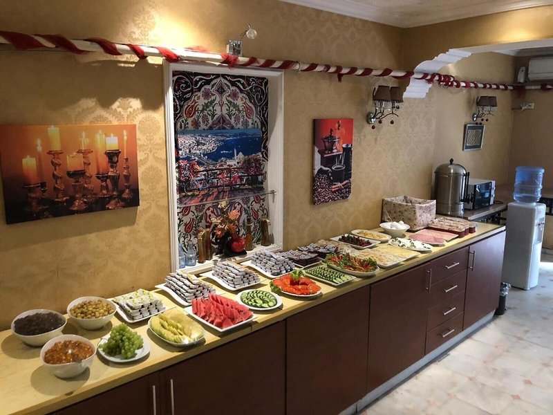 Hotel Megaron 6