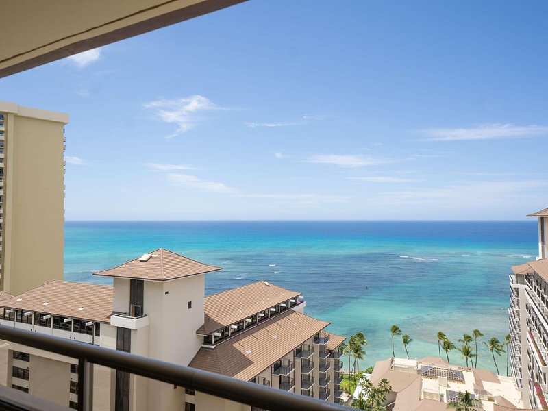 Embassy Suites Waikiki Beach Walk
