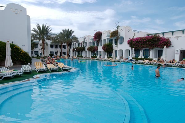 Falcon Hills Hotel 2