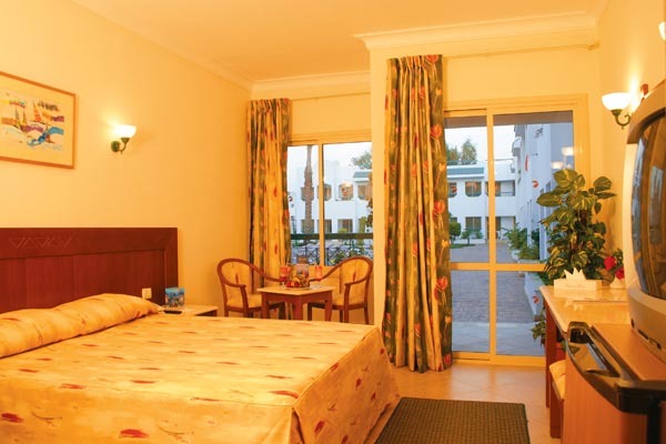 Falcon Hills Hotel 3