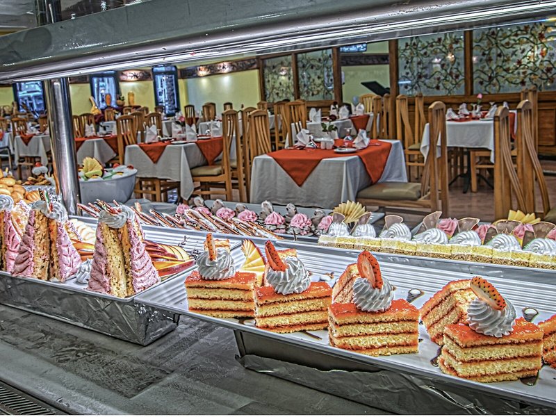 Falcon Hills Hotel 3