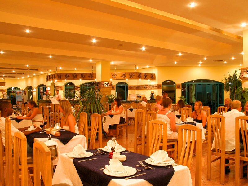 Falcon Hills Hotel 26