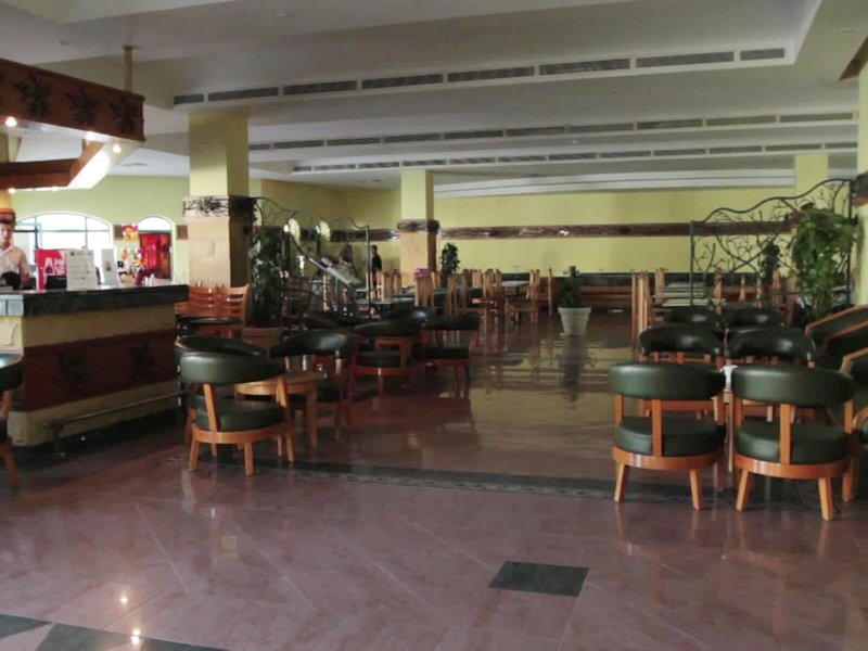 Falcon Hills Hotel 31