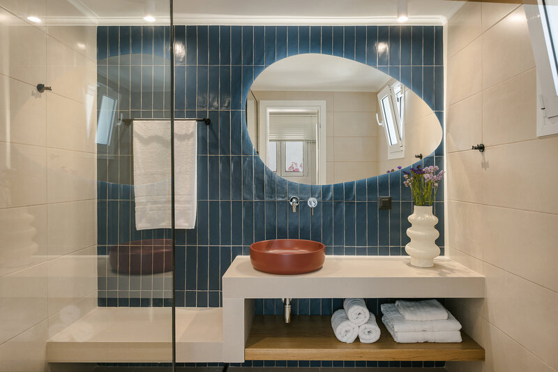 Rodi Studios 30 - Bathroom Example