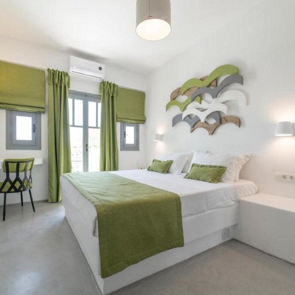 Blackcoast Santorini 7