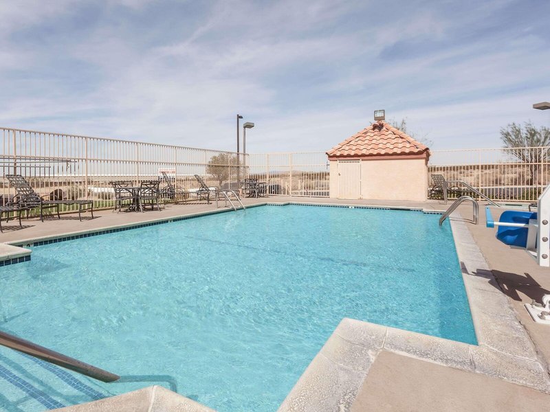 Motel 6 Barstow, CA - I15 And Lenwood Road 6