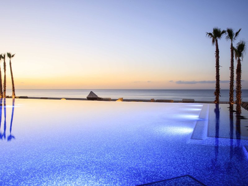 Krystal Grand Los Cabos Hotel 11