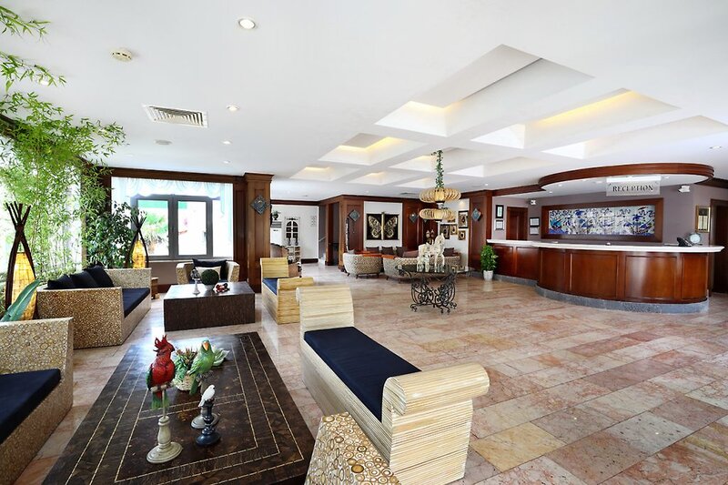 Cactus Fleur Beach Club 13