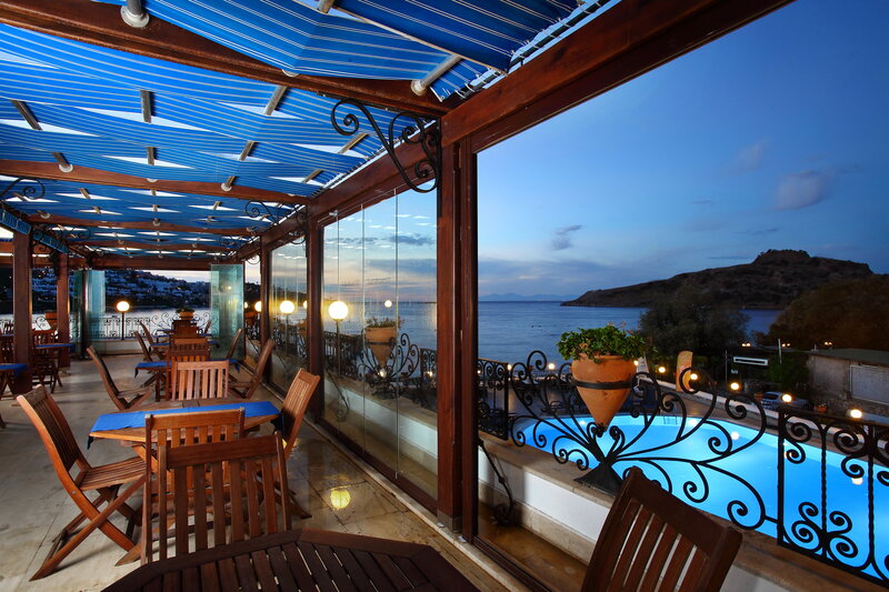 Cactus Fleur Beach Club 17