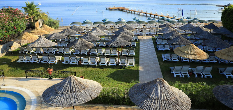 Cactus Fleur Beach Club 3