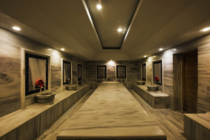 Cactus Fleur Beach Club 12