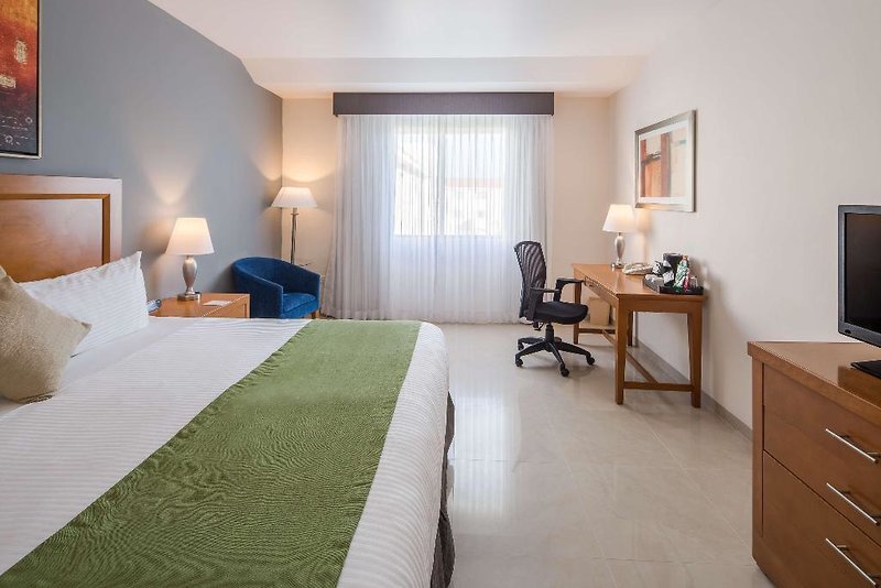 Wyndham Garden Playa Del Carmen 1