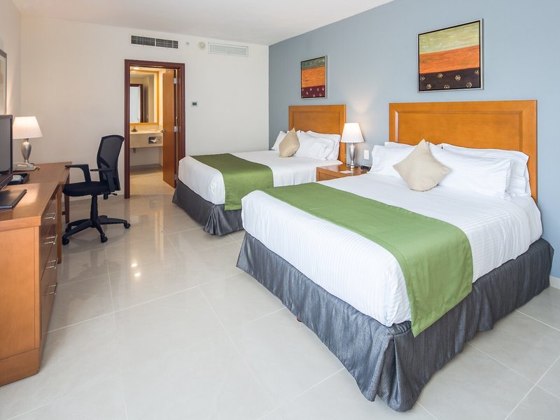 Wyndham Garden Playa del Carmen 23