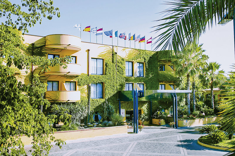 Caesar Palace Hotel 15