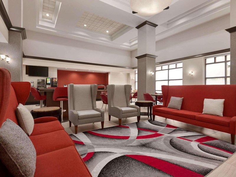 Ramada Suites Orlando Aiport 8