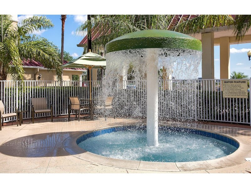 Springhill Suites Convention Center 11