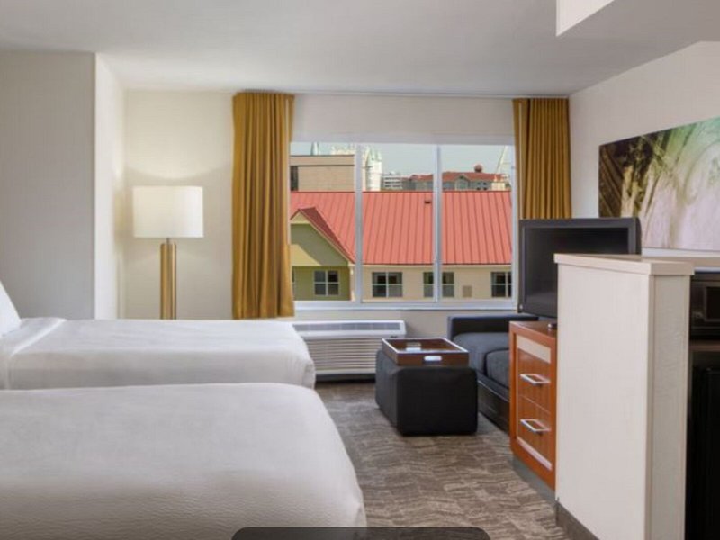 Springhill Suites Convention Center 39