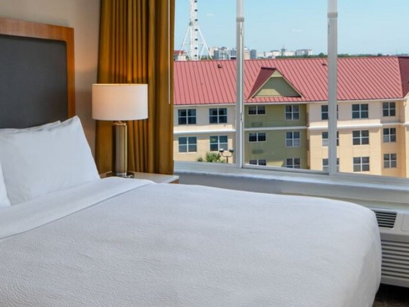 Springhill Suites Convention Center 43