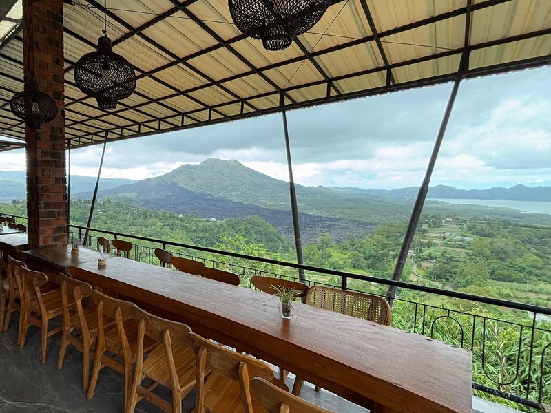 Caldera Hotel & Restaurant 2