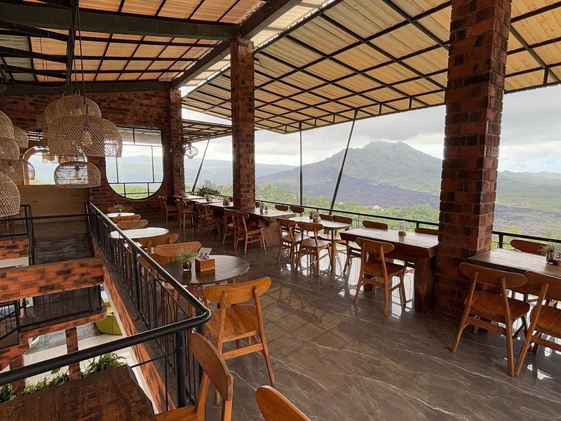 Caldera Hotel & Restaurant 13