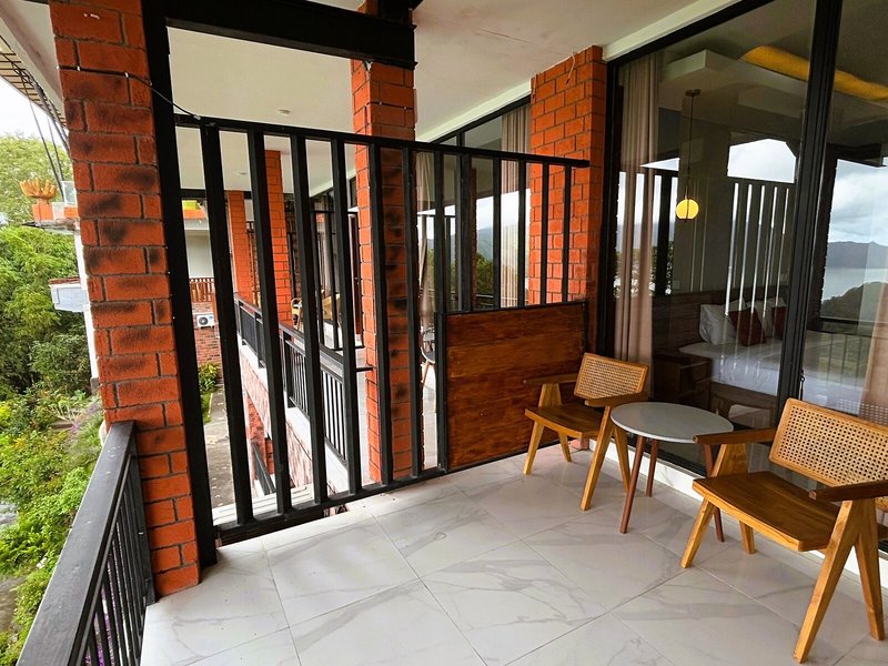 Caldera Hotel & Restaurant 33