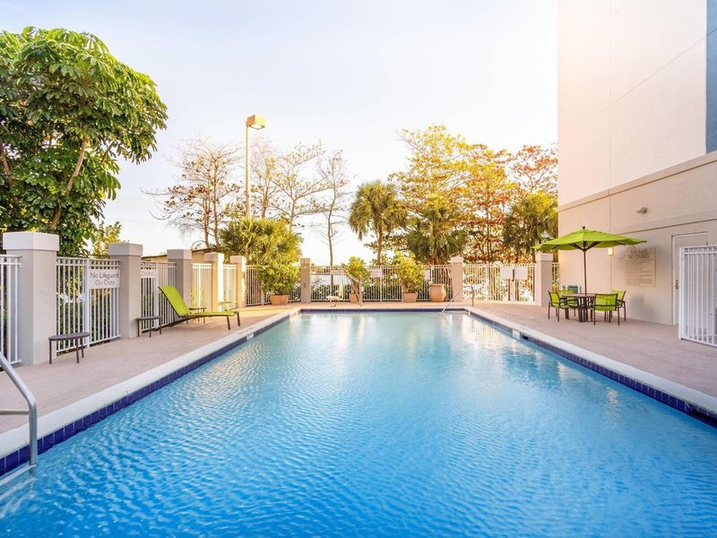 SpringHill Suites Miami Airport South  11