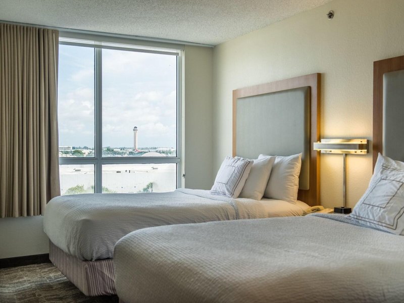 SpringHill Suites Miami Airport South  31