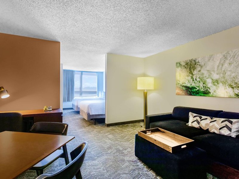 SpringHill Suites Miami Airport South  32