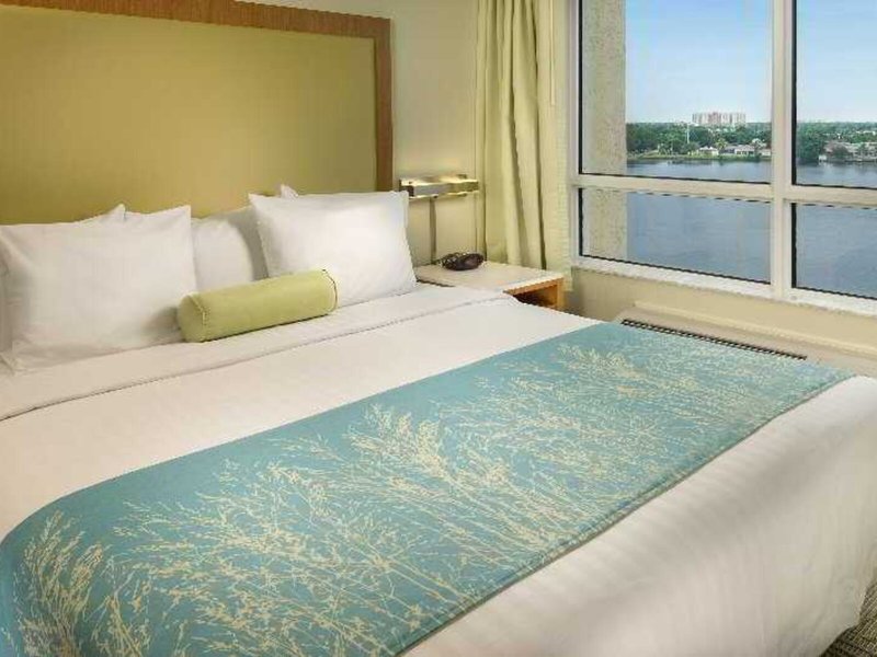 SpringHill Suites Miami Airport South  37