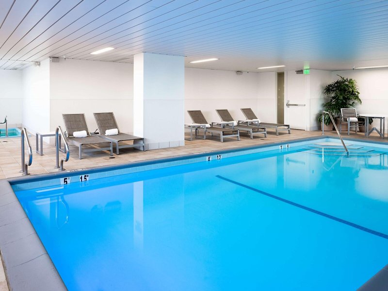 Hilton San Francisco Airport Bayfront 7 - Outdoor Pool