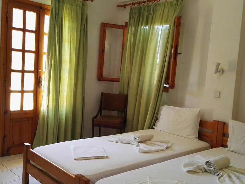 Dimitris Resort Hotel 10