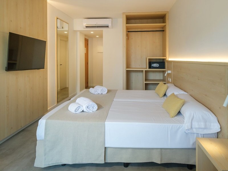 Hotel Cala Ferrera 41