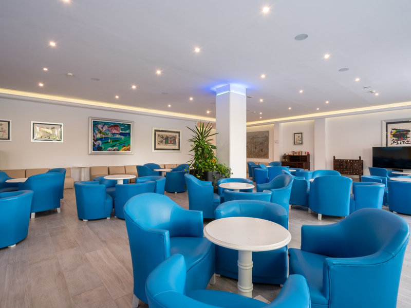 Guya Wave Hotel 8