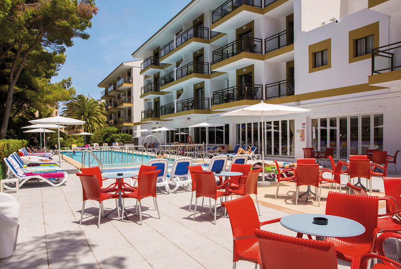 Guya Wave Hotel  1