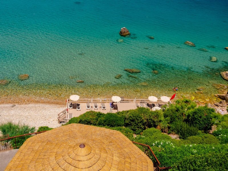 Calanica 8 - Beach