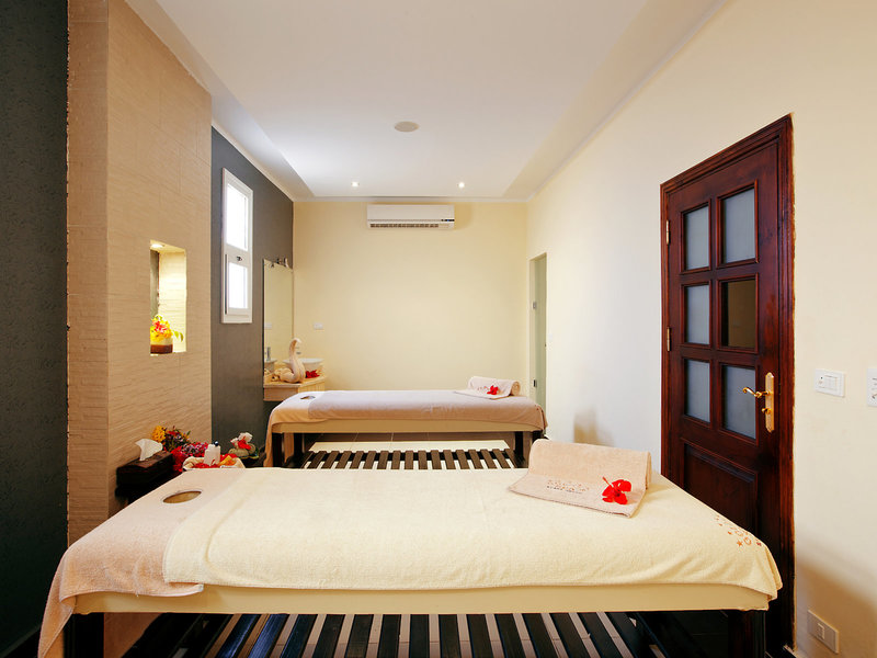 Movie Gate Golden Beach demnächst Golden Beach Resort 49 - Health & Beauty