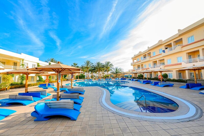 Golden Beach Resort 56